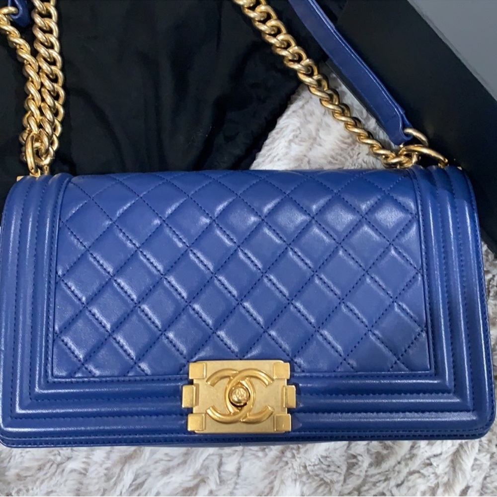 Chanel Blue Boy Bag with Gold Chain - Picture 3 of 14